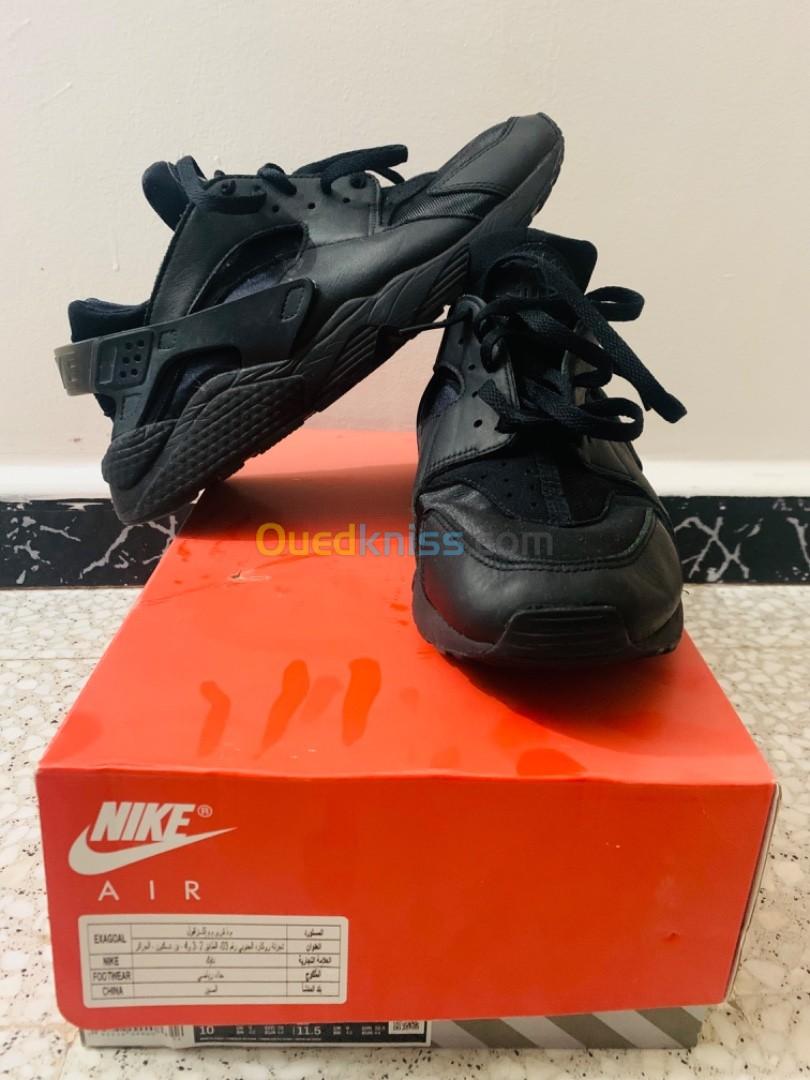 Nike air huarache triple black originale p44