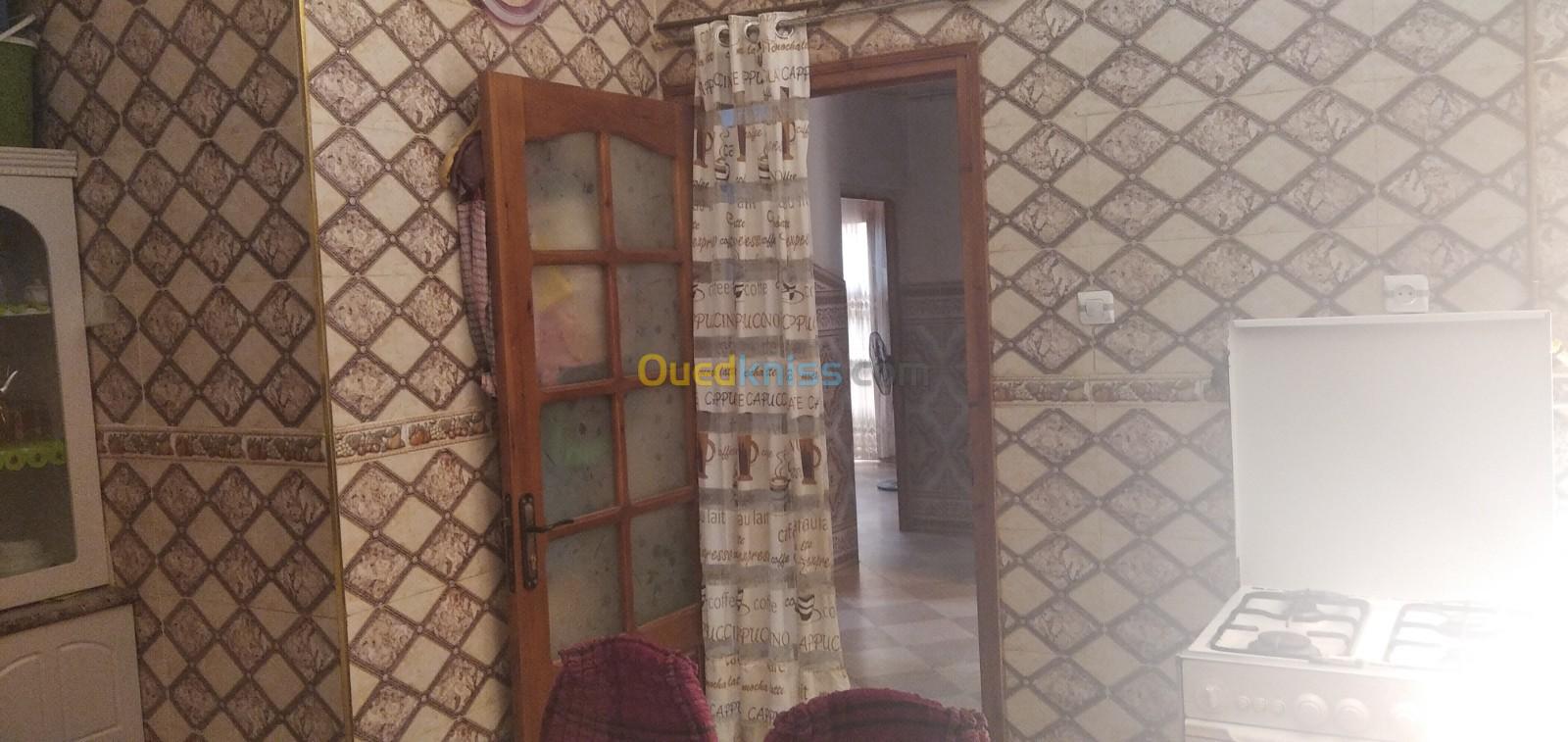 Vente Appartement F5 Saïda Ouled khaled