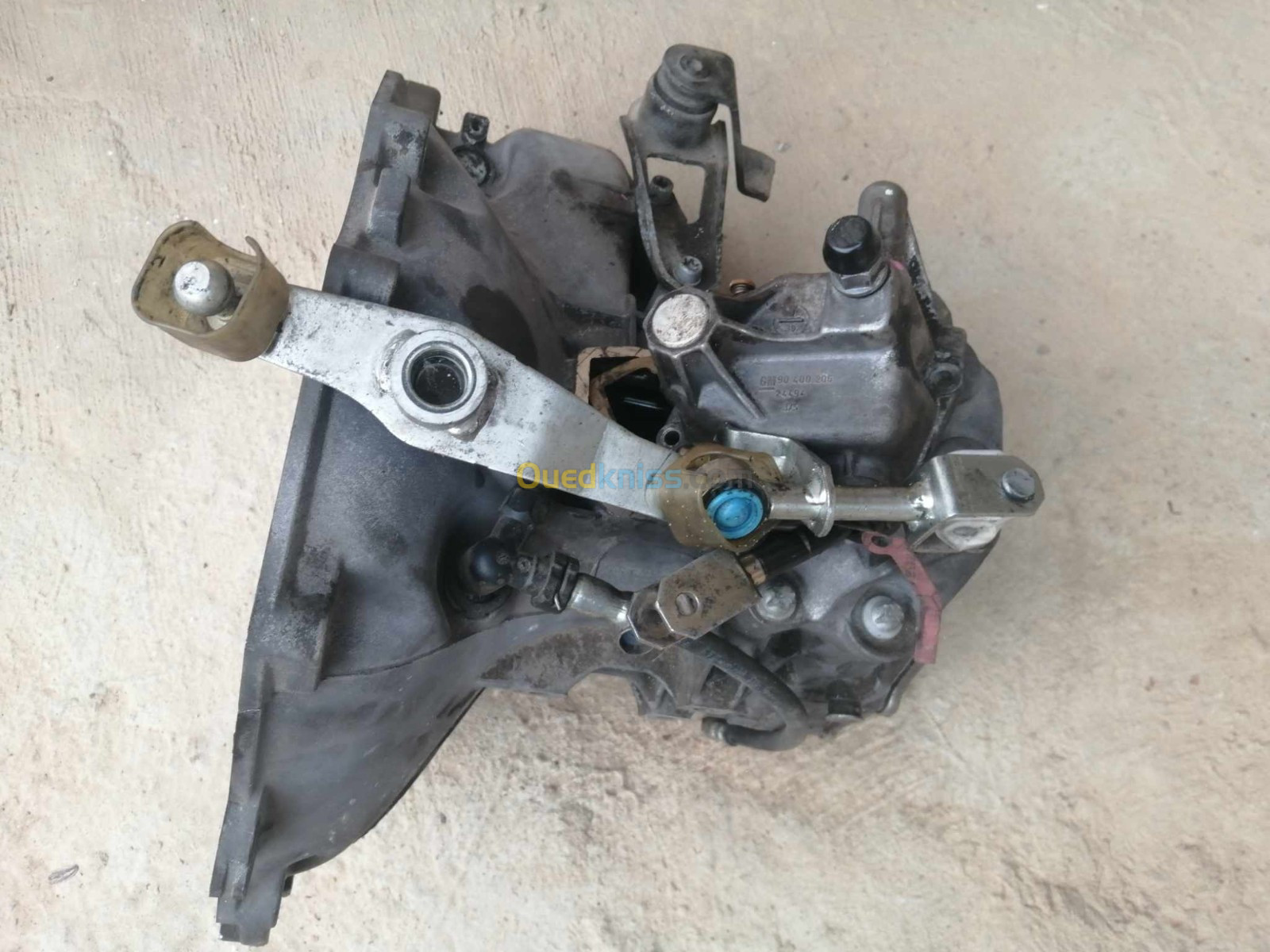 Pièces détachées moteur et boîte vitesse pour Opel Corsa c essence 1.2