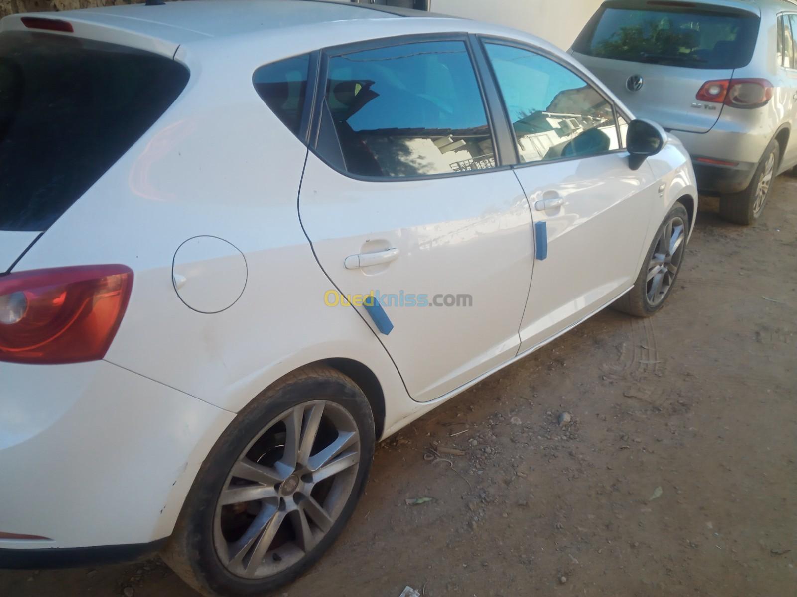 Seat Ibiza 2011 Fully +Toit ouvrant