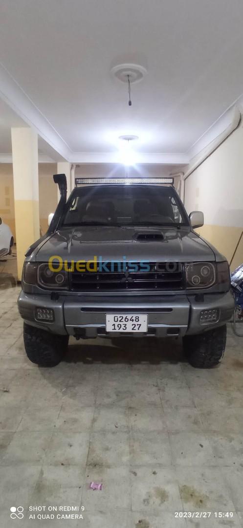 Mitsubishi Pajero Court 1993 