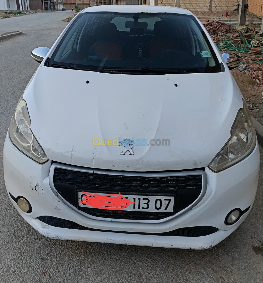 Peugeot 208 2013 