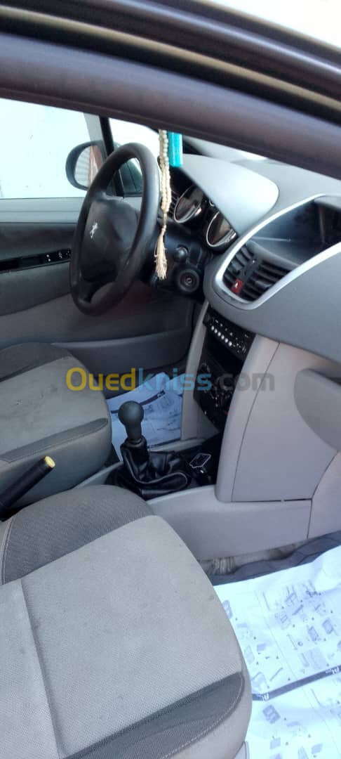 Peugeot 207 2008 207