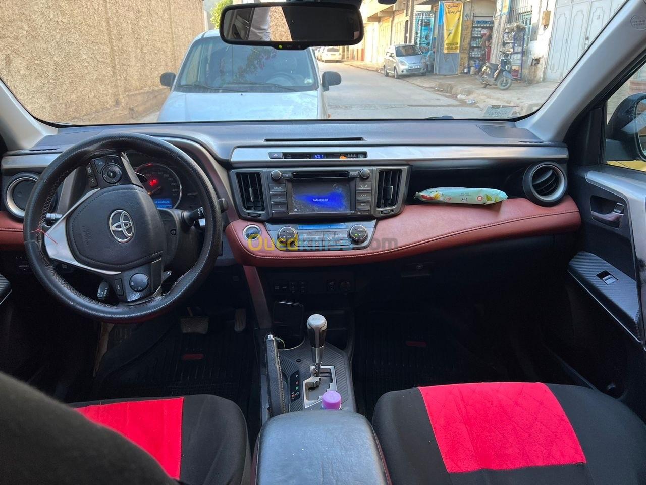 Toyota RAV4 2016 Premium