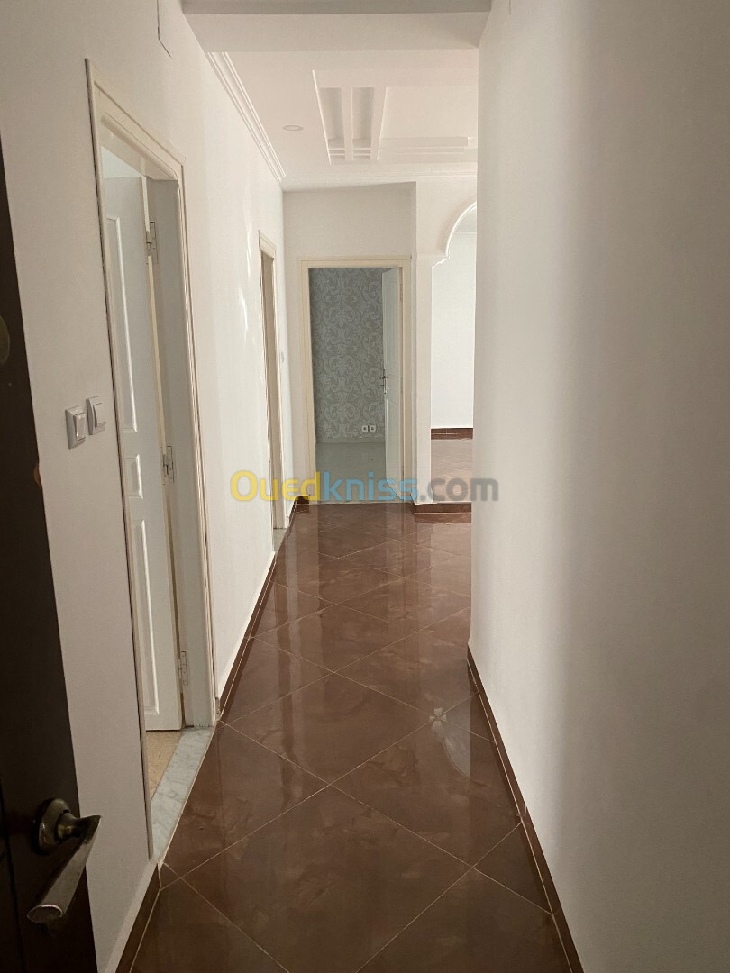 Location Niveau De Villa F4 Alger El achour