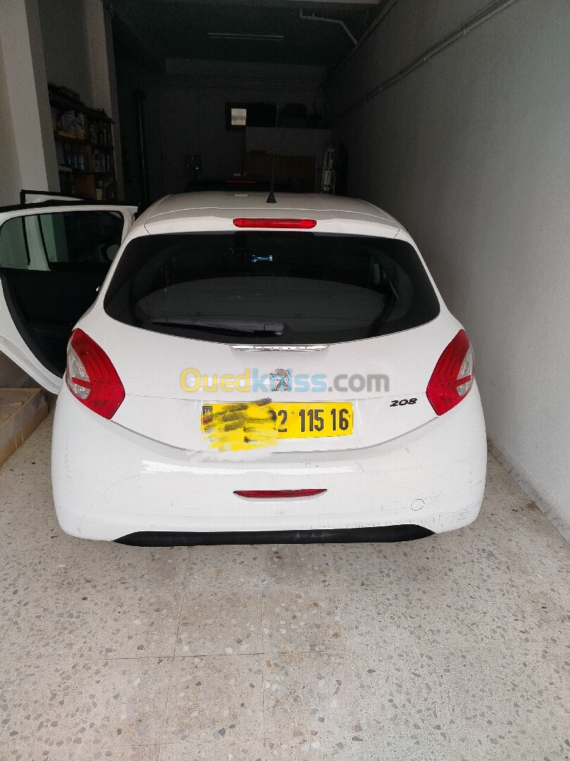 Peugeot 208 2015 208