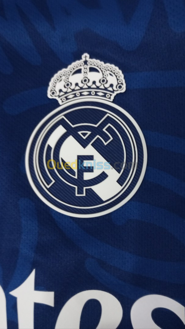 Chemise de real madrid l'origine  قميص ريال مدريد الأصلي 