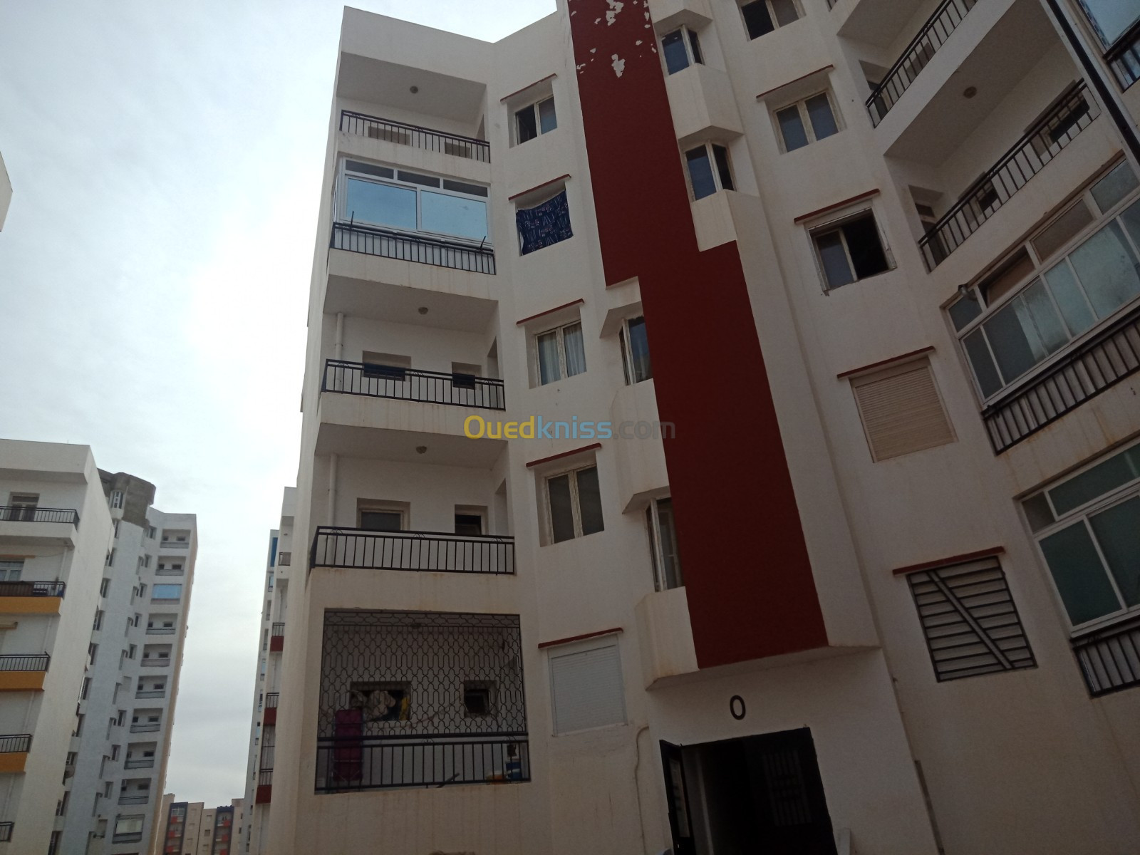 Location Appartement F3 Mostaganem Mostaganem