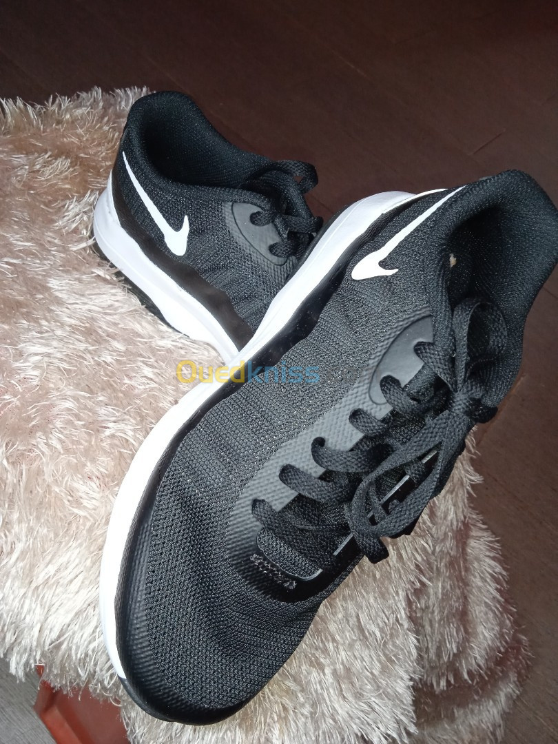 Nike cheap pointure 35