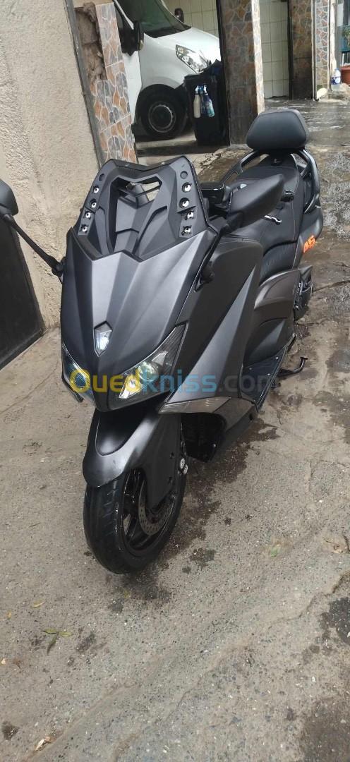 Yamaha T-max 2014