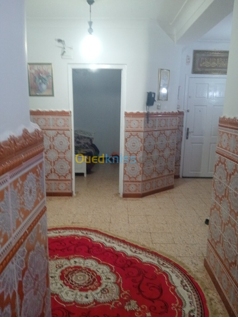 Vente Appartement F5 Oran Ain el bia