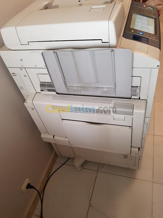 طابعة Xerox WorkCentre 7830 في حالة ممتازة 