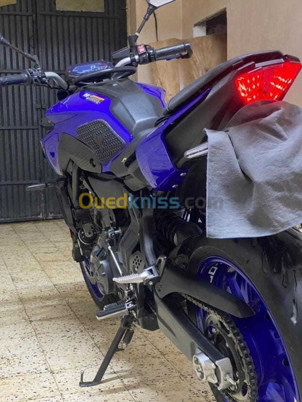 Yamaha MT07 2022