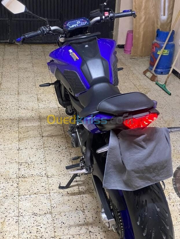 Yamaha MT07 2022