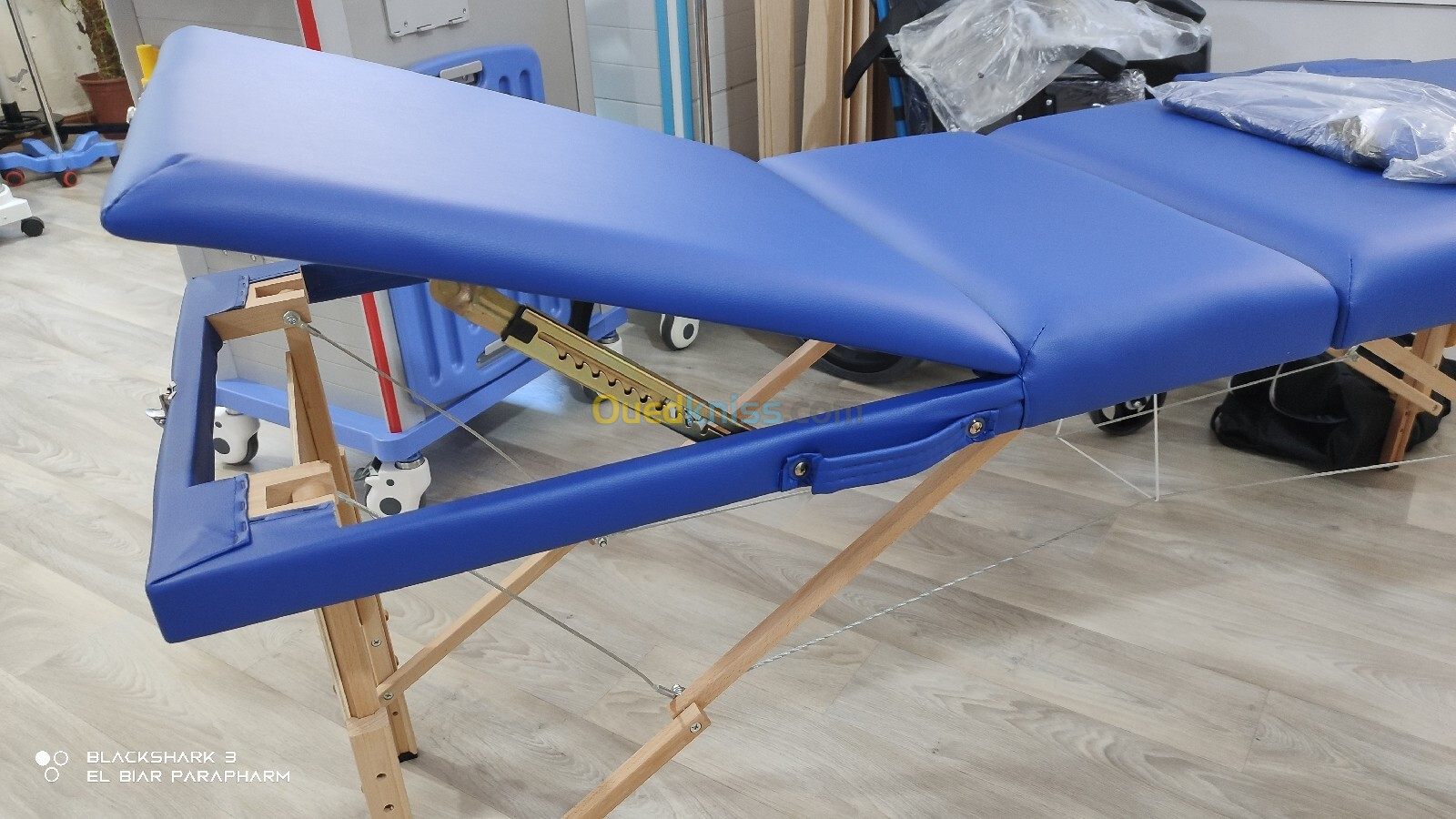 Table de massage en bois pliable 3 zone