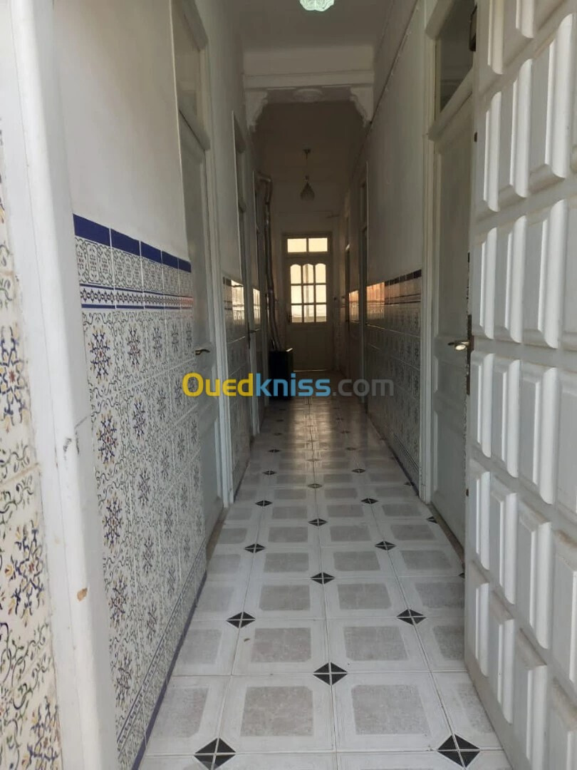 Location Niveau De Villa F4 Alger Kouba