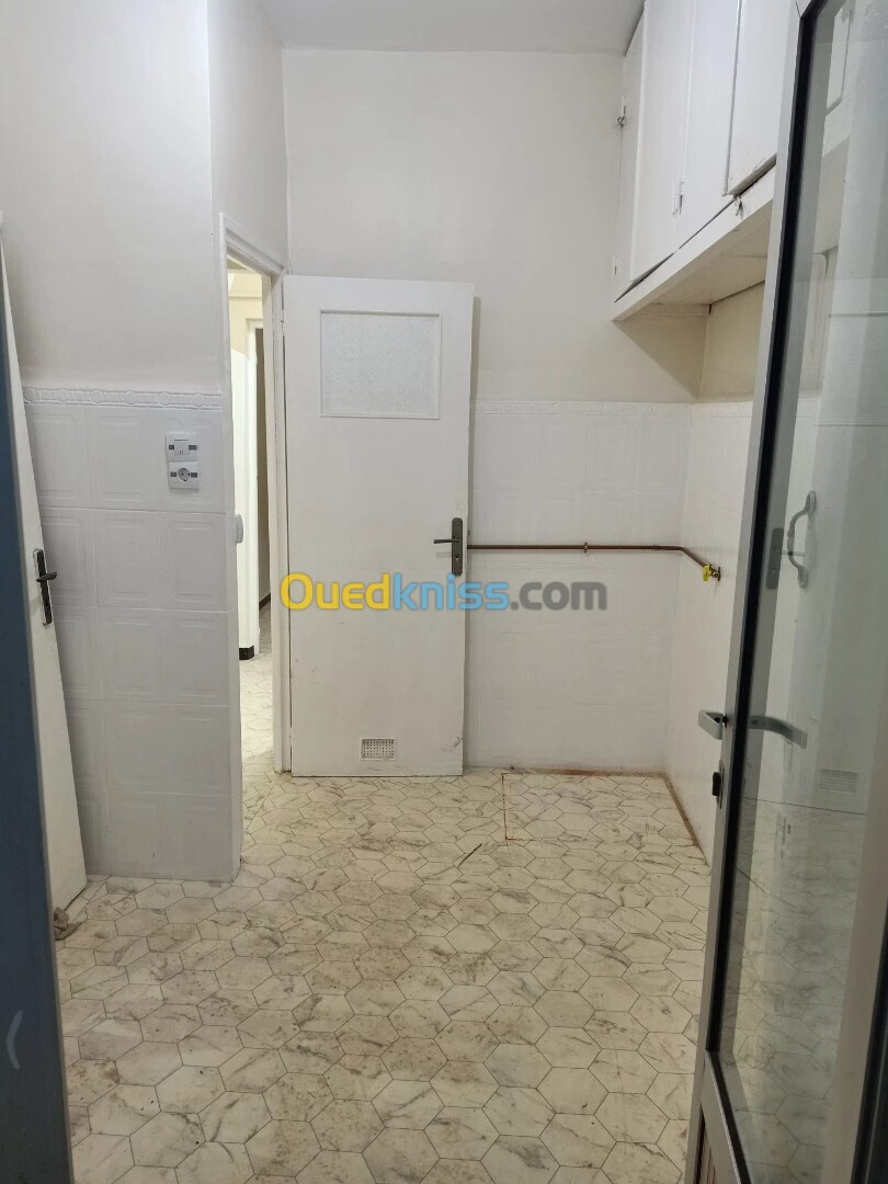 Location Appartement F3 Alger Kouba