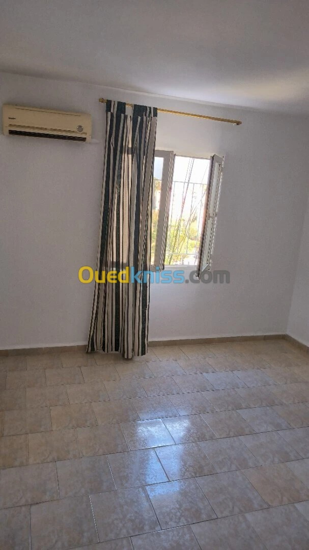 Location Appartement F4 Alger Kouba