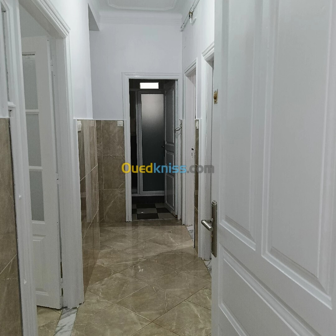 Location Appartement F4 Alger Birkhadem