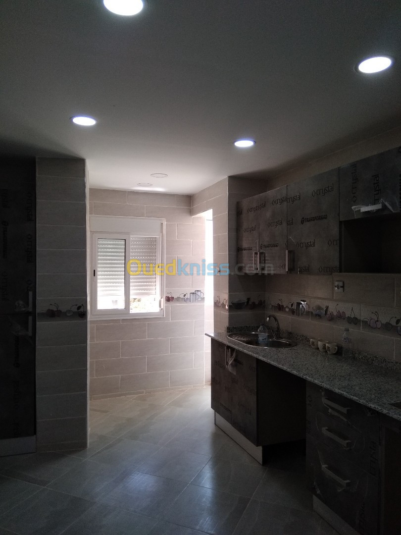 Echange Appartement F4 Oran Bir el djir