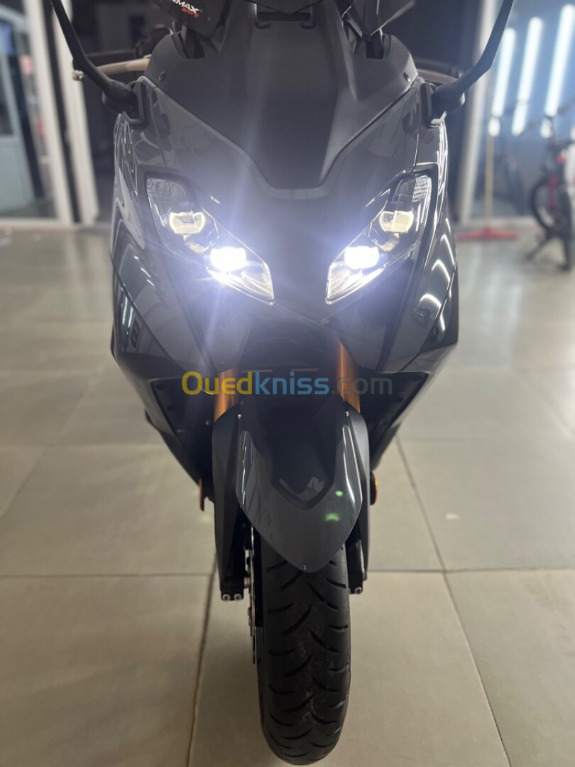 Yamaha Tmax 562 2021