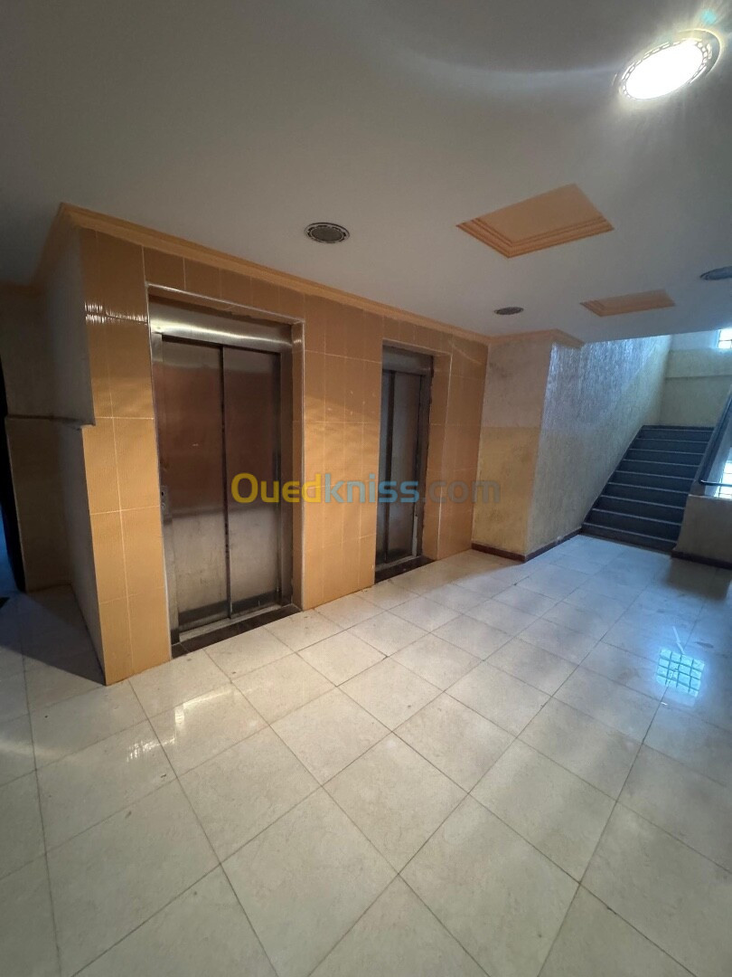 Vente Appartement F5 Oran Oran