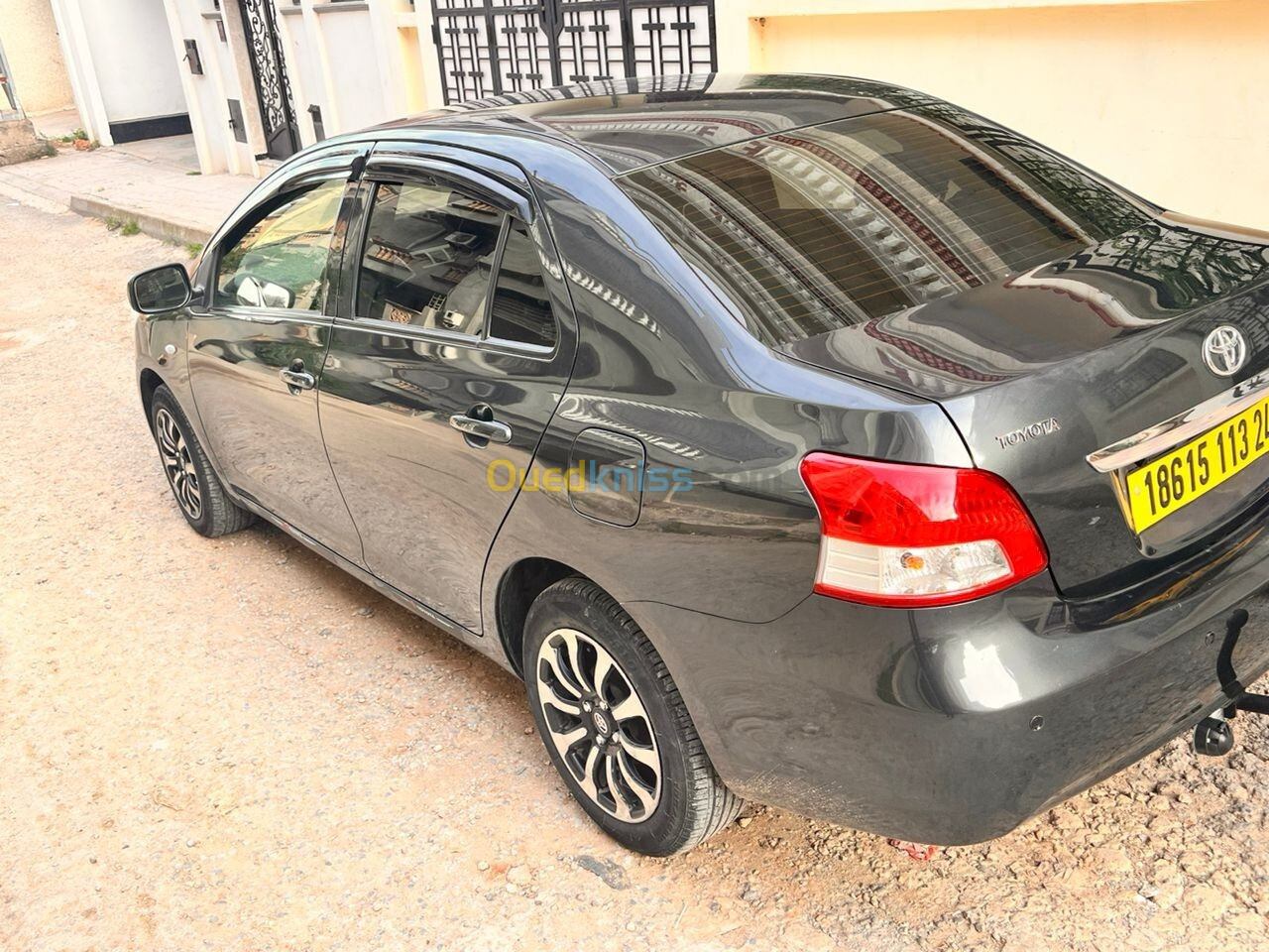 Toyota Yaris Sedan 2013 Yaris Sedan