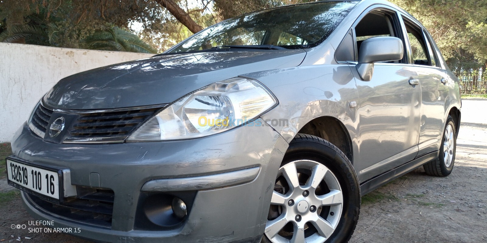 Nissan Tiida 4 portes 2010 عطاوني 111 صبغة مافيهاش موتور 1.5 dci