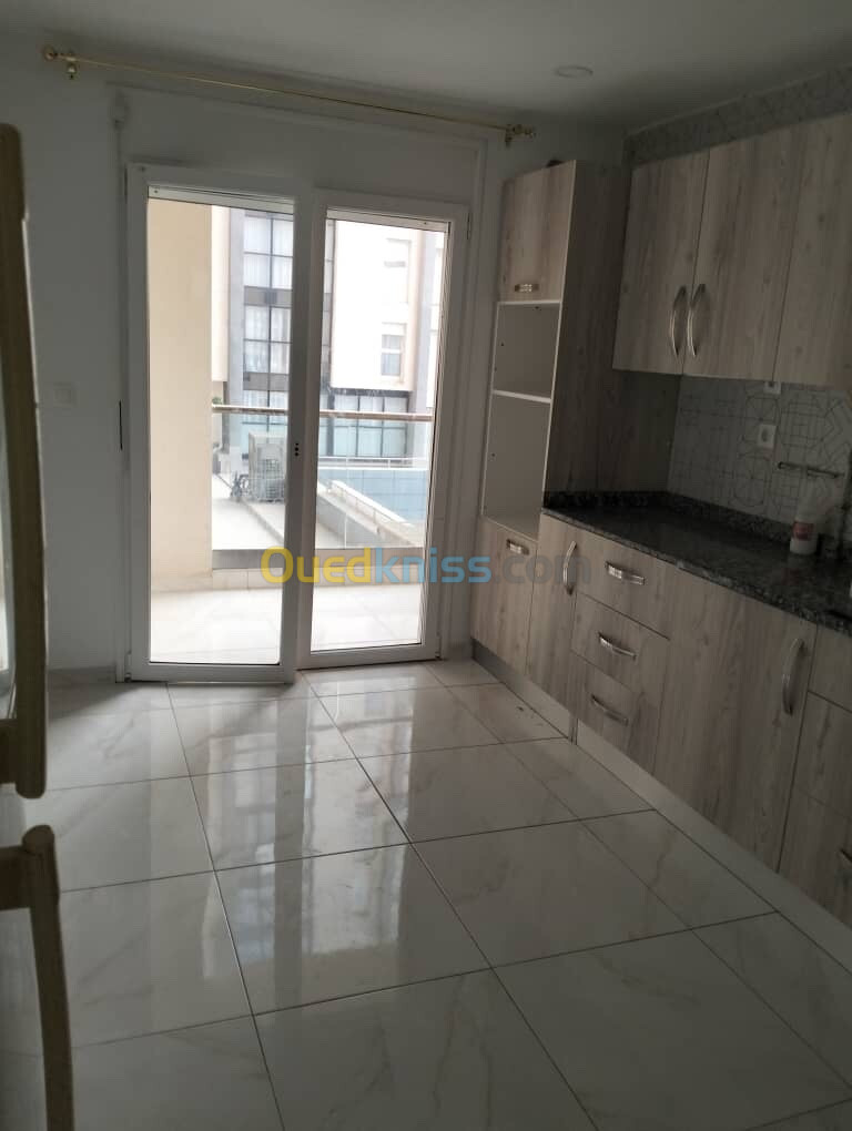 Location Appartement F5 Alger Cheraga