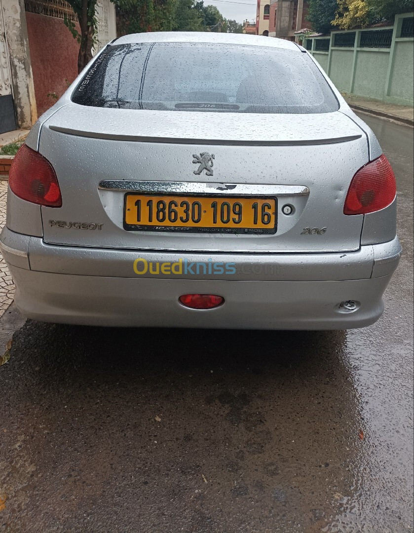 Peugeot 206 Sedan 2009 206 Sedan