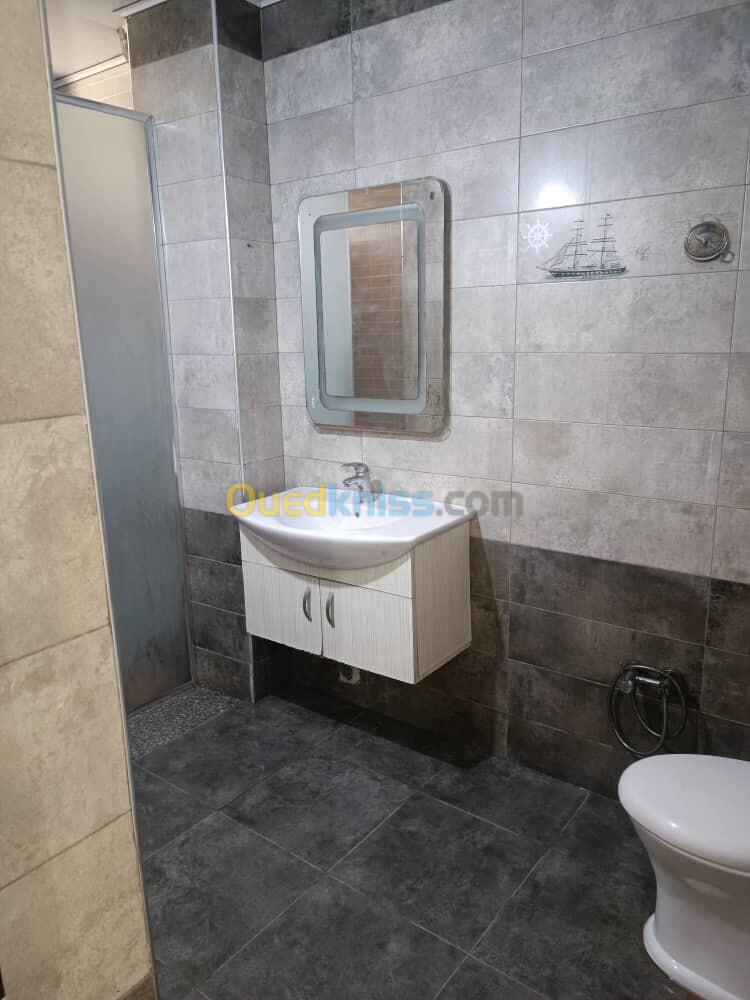 Vente Appartement F3 Alger Les eucalyptus