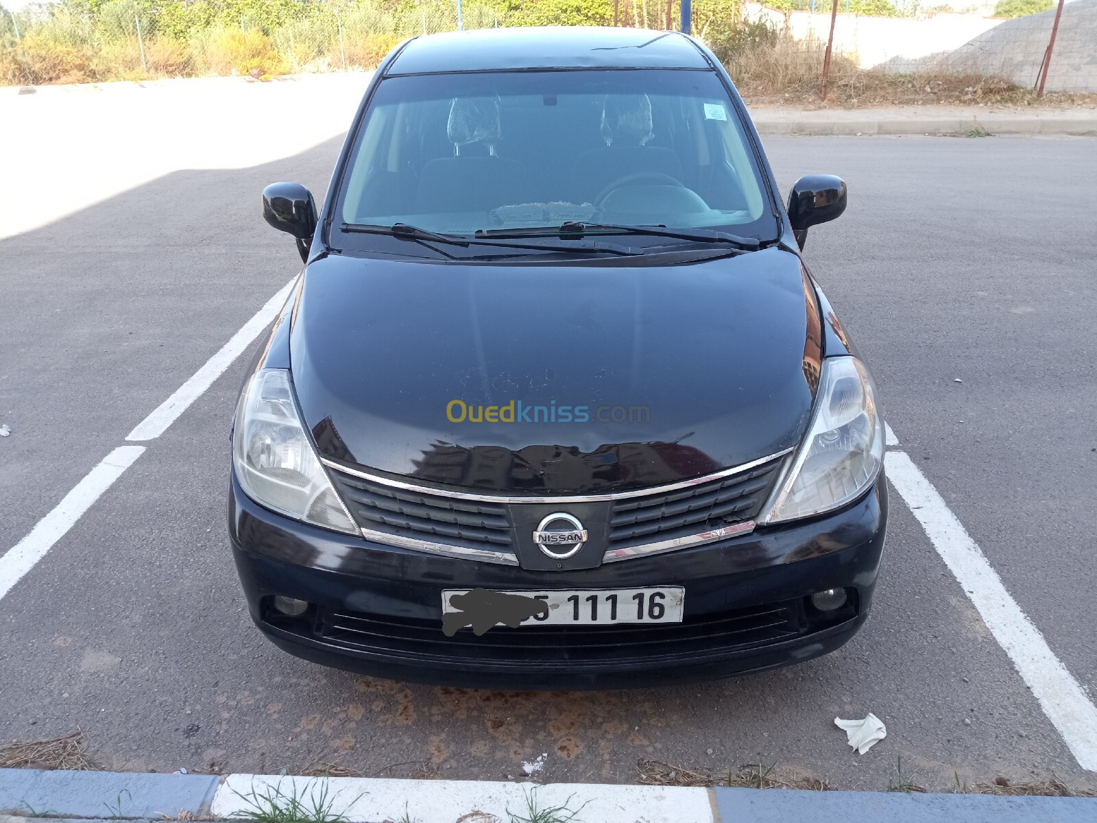 Nissan Tiida 4 portes 2011 