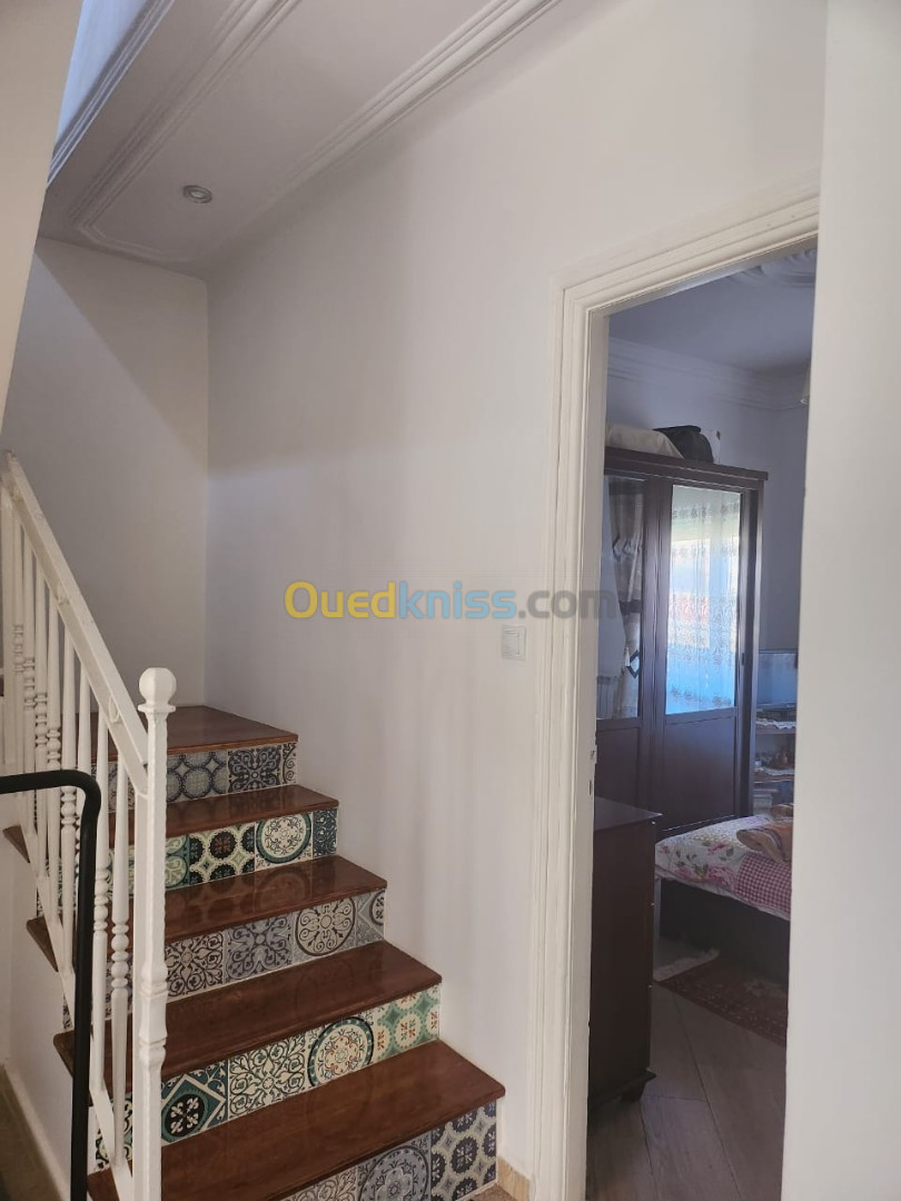 Vente Duplex F6 Alger Bouzareah