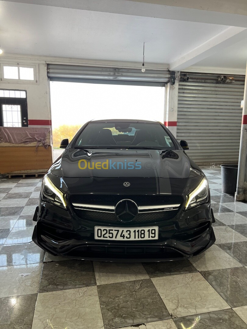 Mercedes CLA 2018 Coupé Exclusif + AMG 