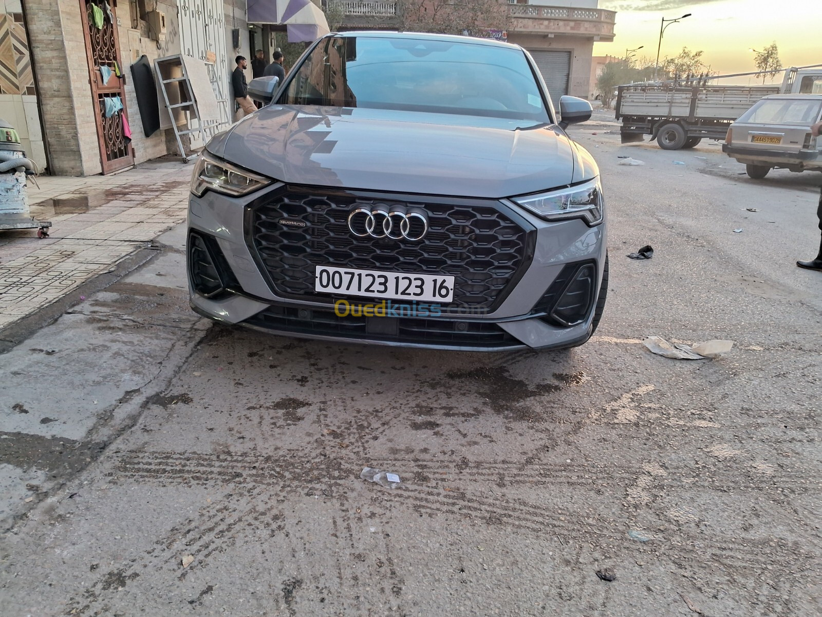 Audi Q3 2023 S-line