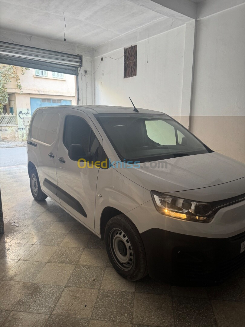 Fiat Doblo 2024 Dz