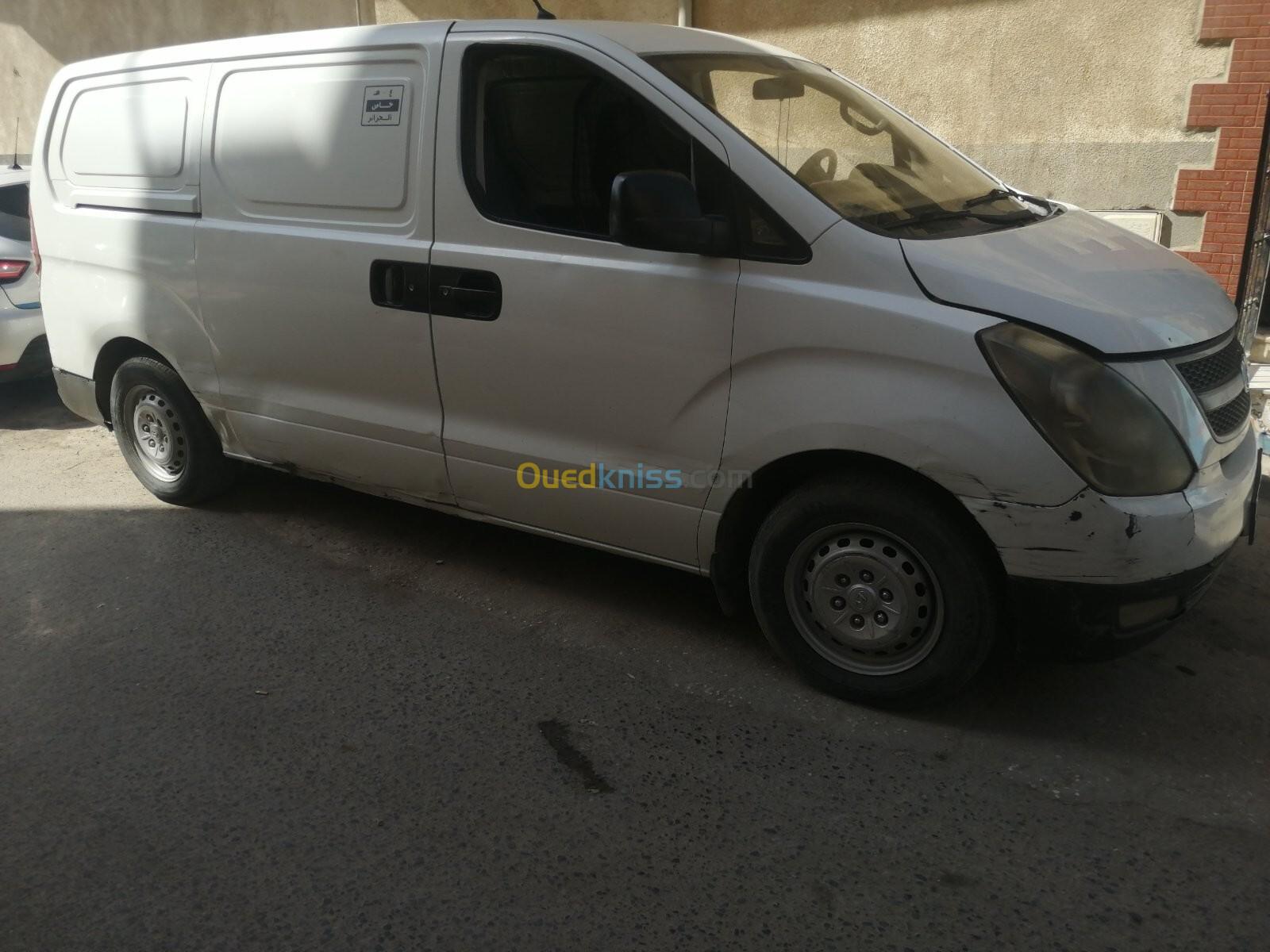 Hyundai H1 2011 Tolé