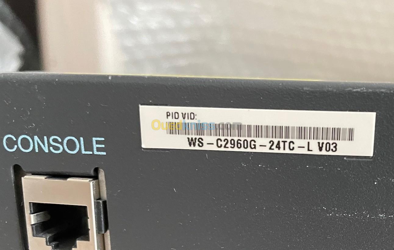 Cisco 2960G-24-TCL (24 ports GIGA)