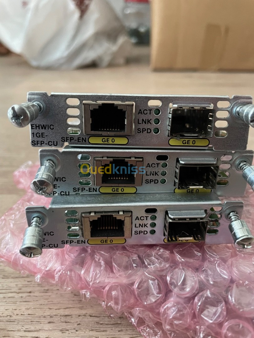 Cisco carte module Ehwic-1GE-SFP-CU