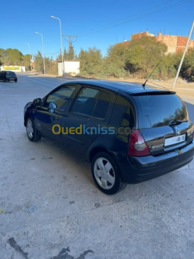 Renault Clio 2 2003 Extreme