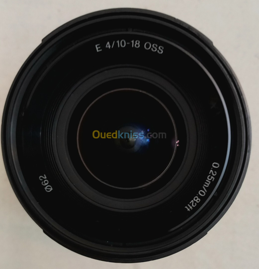 Objectif SONY 10-18MM F4 OSS 