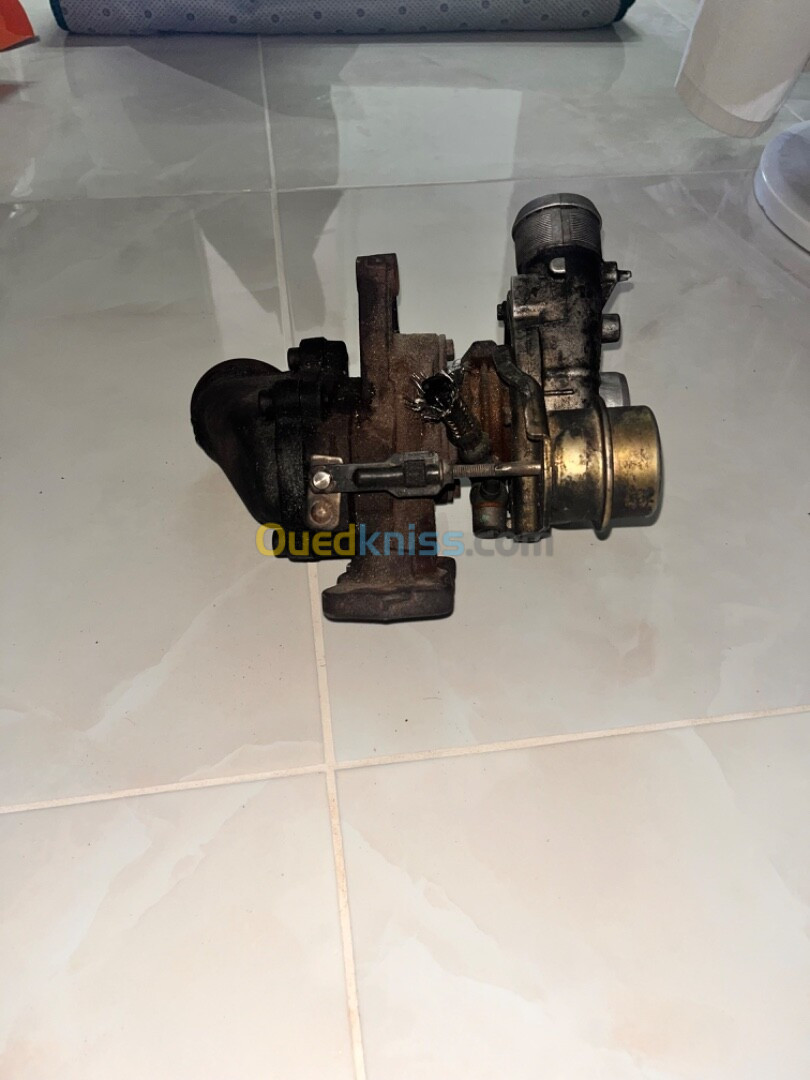 Turbo compresseur Peugeot 1.6 HDI 