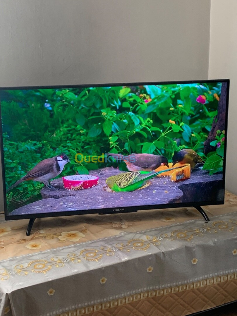 Tv stream 43 pouce uhd 108cm