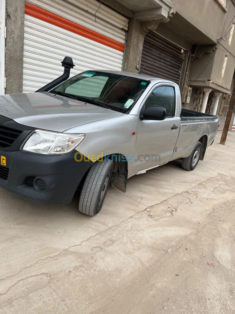 Toyota Hilux 2015 LEGEND DC 4x4