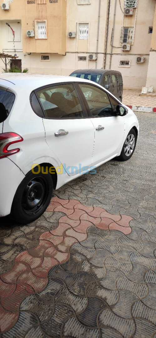 Peugeot 208 2013 208