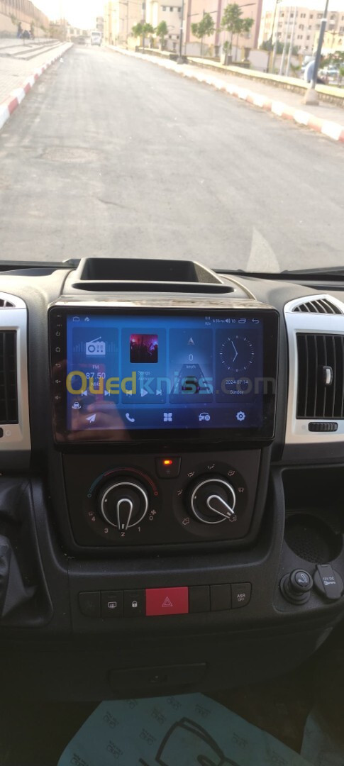 Fiat Ducato 2023 2 panneaux