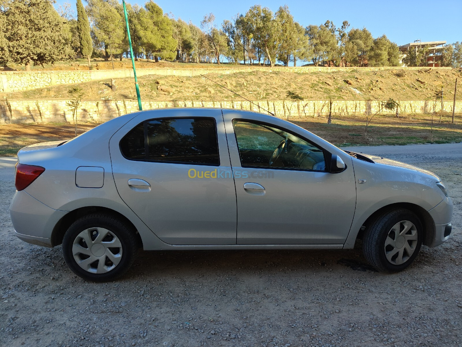 Dacia Logan 2015 