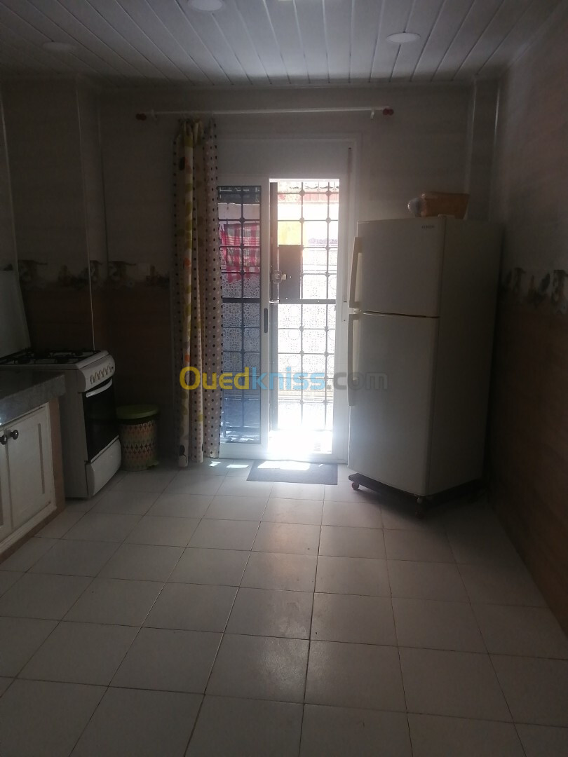 Location Appartement F3 Oran Ain el turck