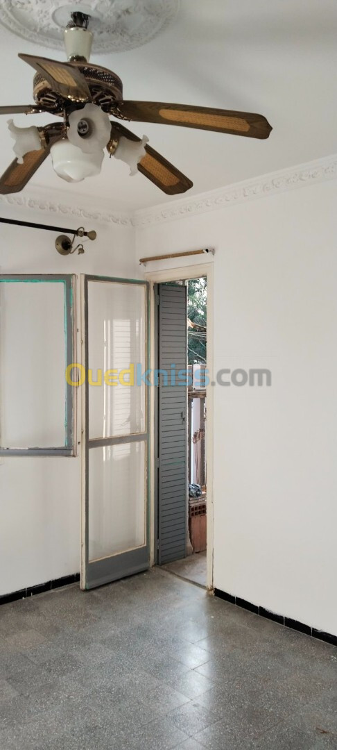 Location Appartement F3 Alger Bouzareah