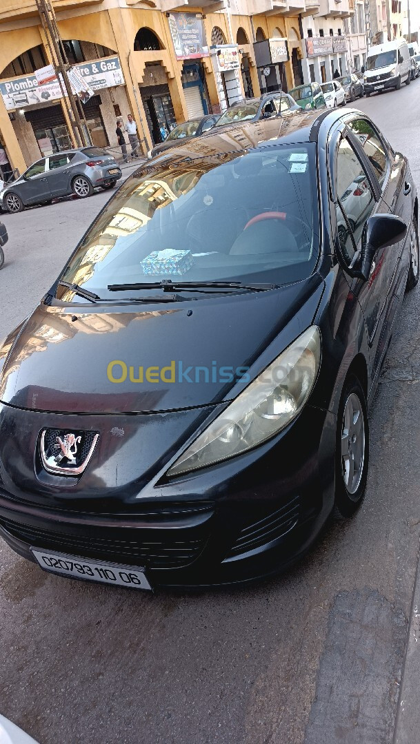 Peugeot 207 2010 